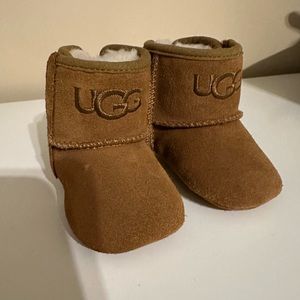 Baby Girls Ugg Boots, size 1 / 0-6 months NWOT